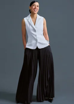 Aika Lightweight Tailored Button Down Vest Top