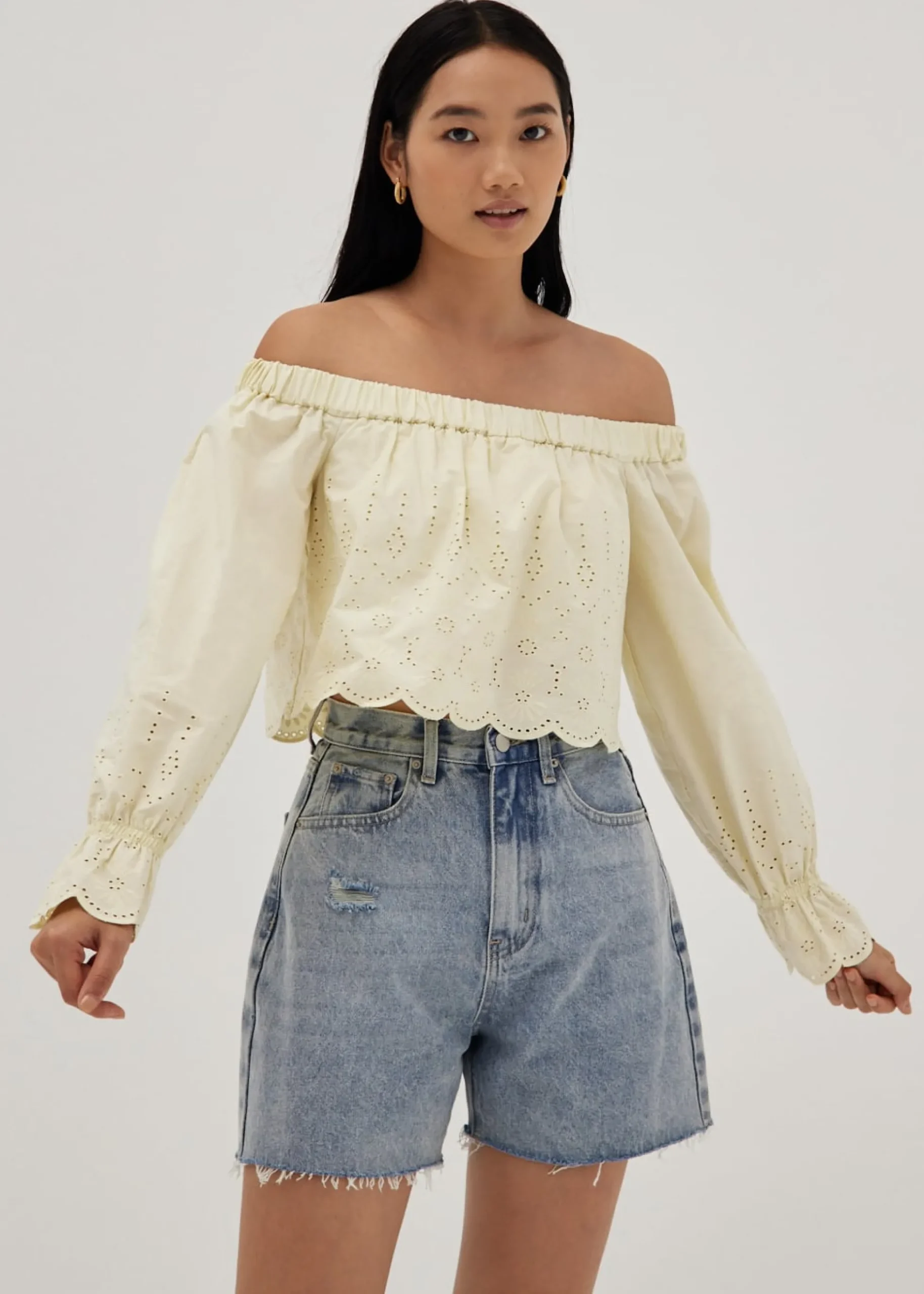 Anita Broderie Off Shoulder Scallop Top