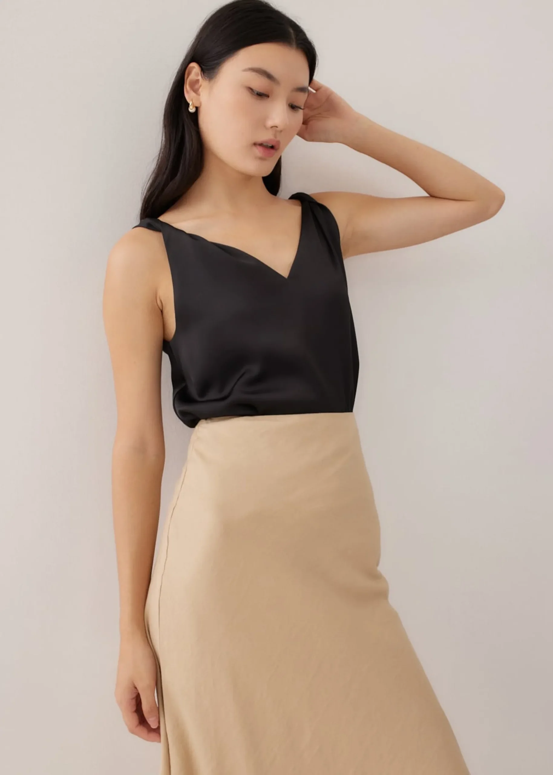 Arisse Satin Shell Top