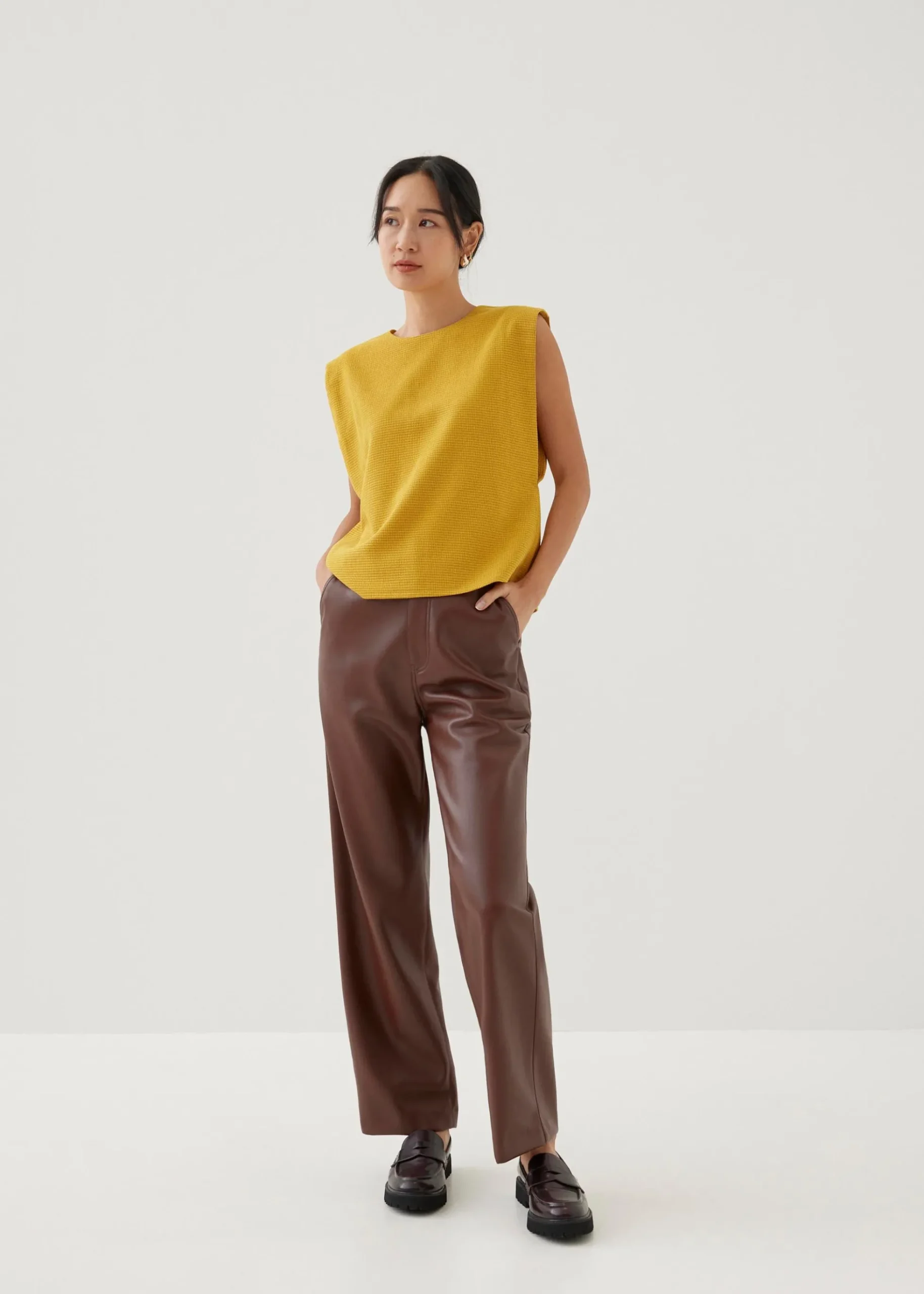 Axel Tweed Shell Top