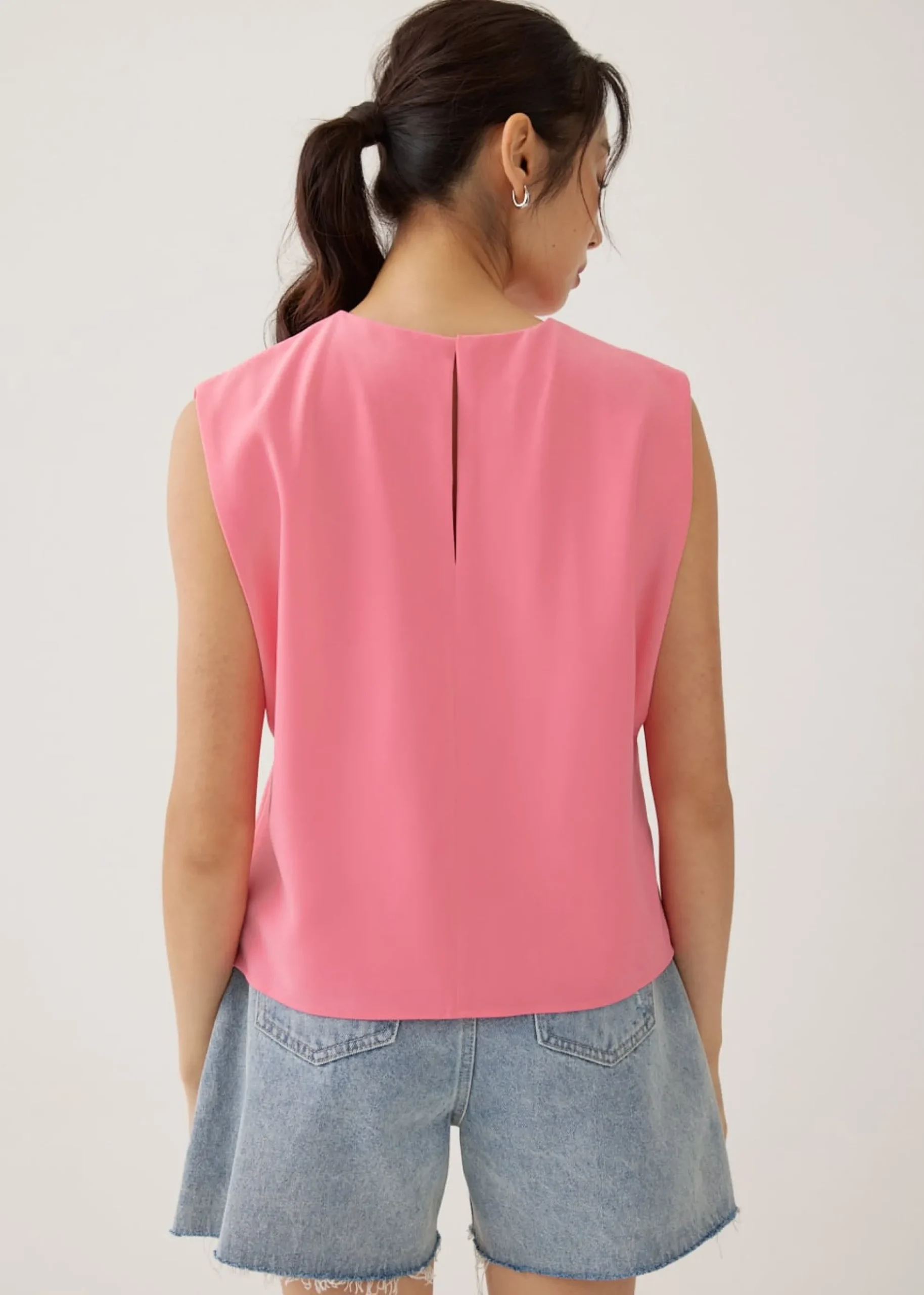 Axelle Classic Shell Top