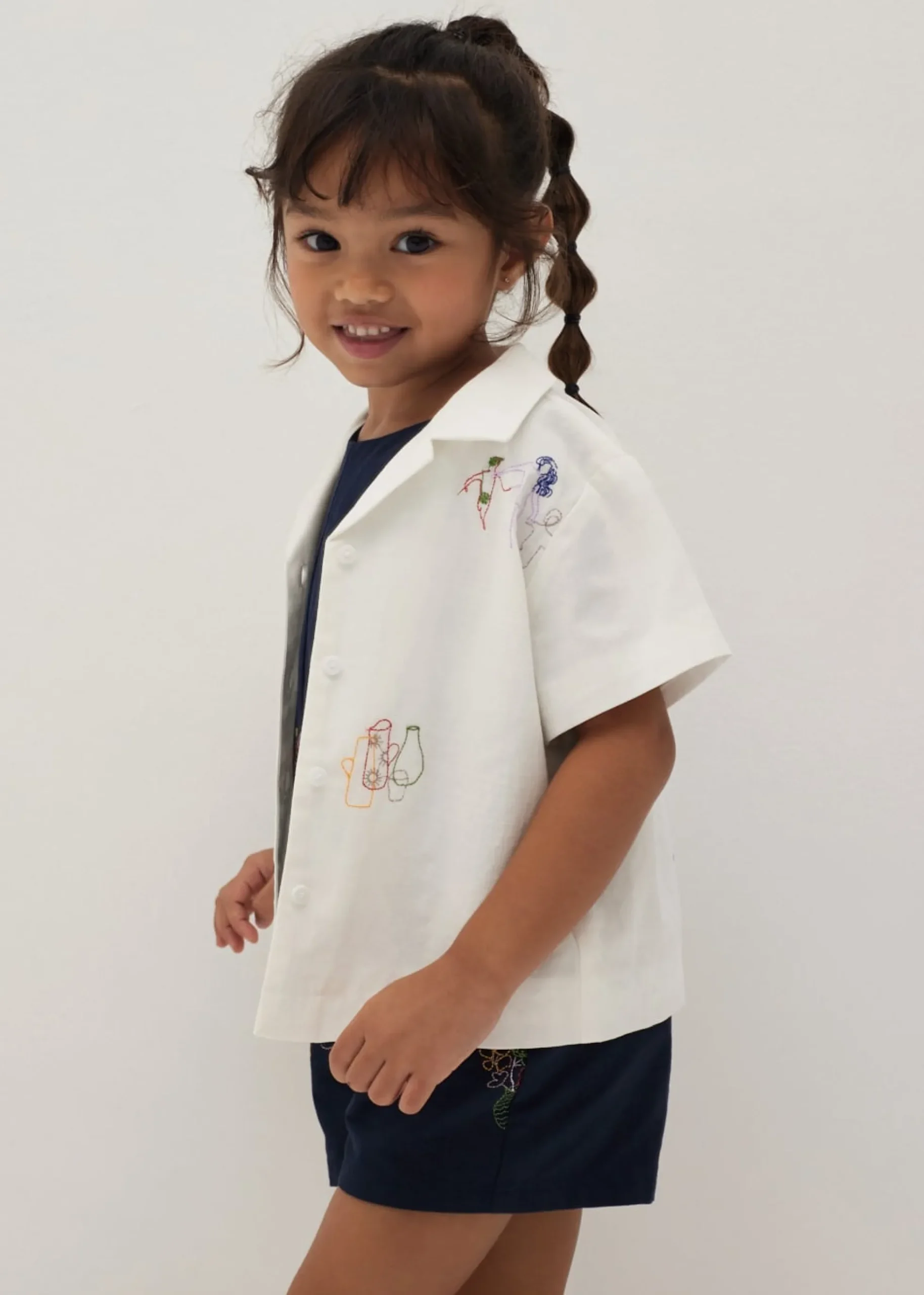 Billie Unisex Embroidered Shirt in Humble Abode