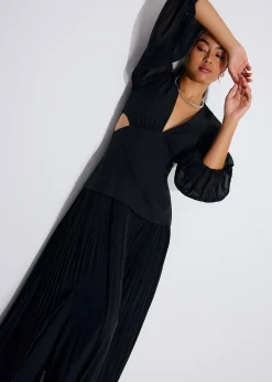 BraFree by LB Cut Out Georgette V-neck Puff Sleeve Fit & Flare Maxi Dress