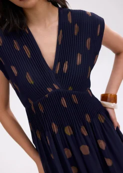 BraFree by LB Plisse V-neck Fit & Flare Maxi Dress in Brushed Dots