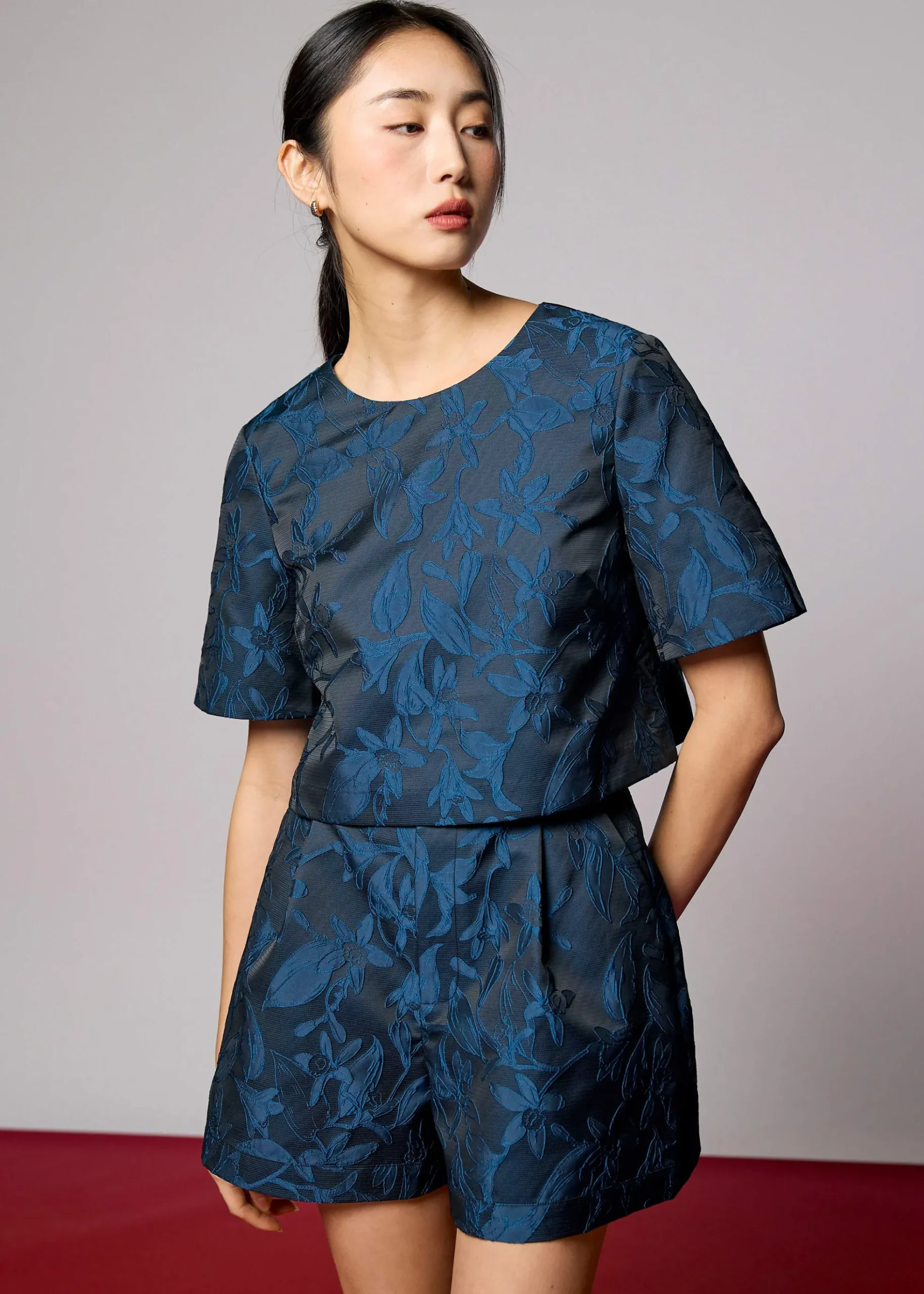 Brocade Boxy Crop Shell Top
