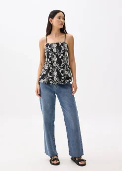 Broderie Straight Neck Trapeze Camisole Top