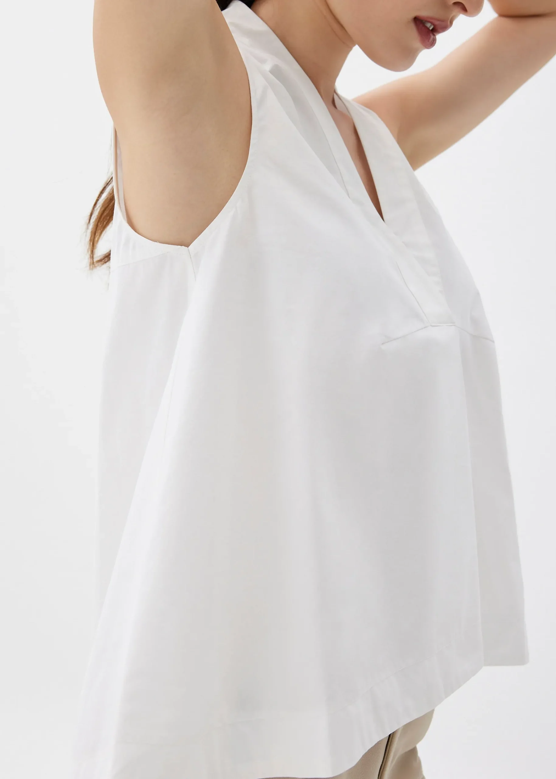 Cotton V-neck Trapeze Shell Top