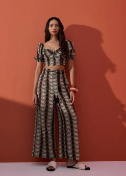 Detachable Sash Straight Leg Ankle Length Pants in Oasis Flow