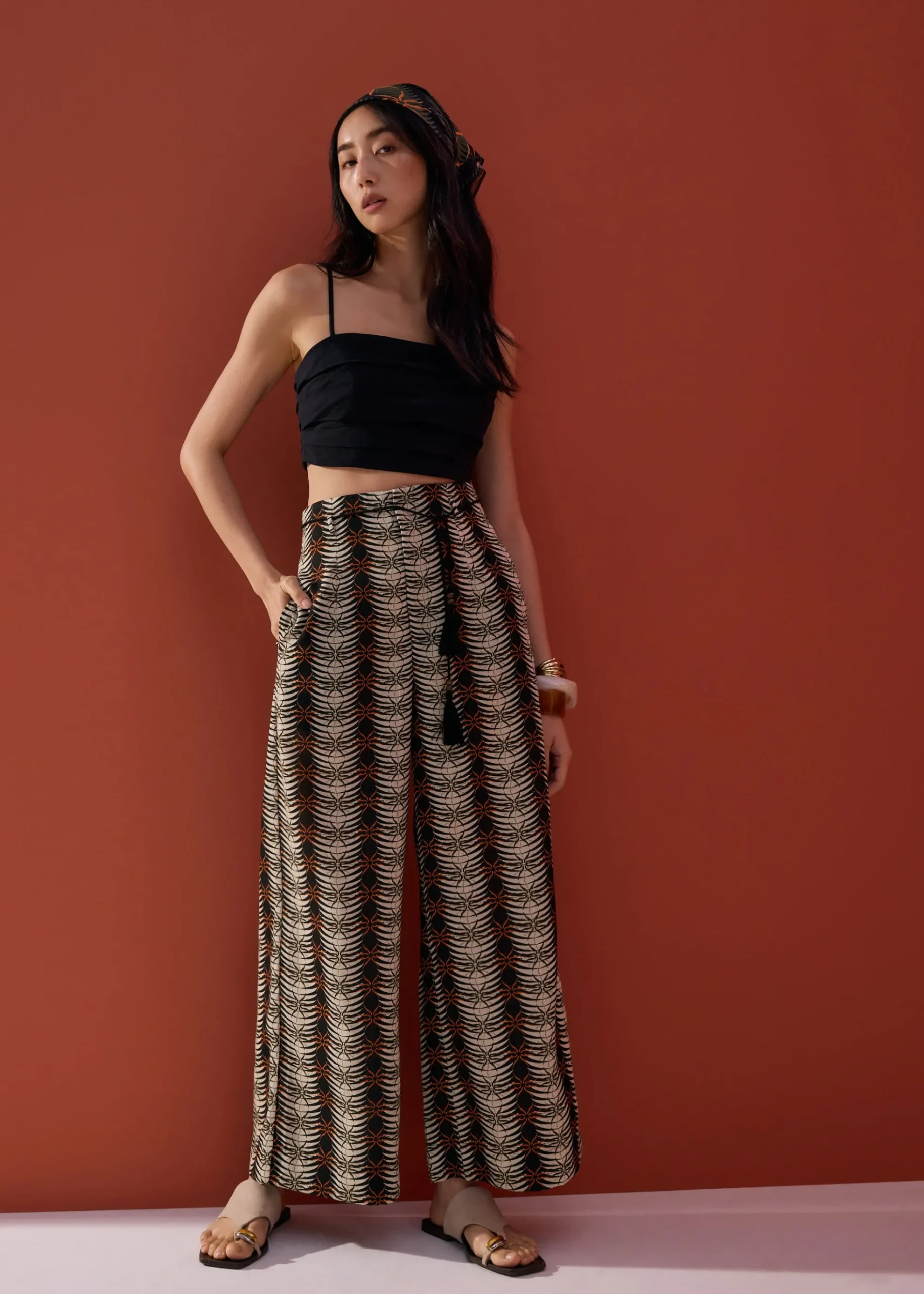 Detachable Sash Straight Leg Ankle Length Pants in Oasis Flow