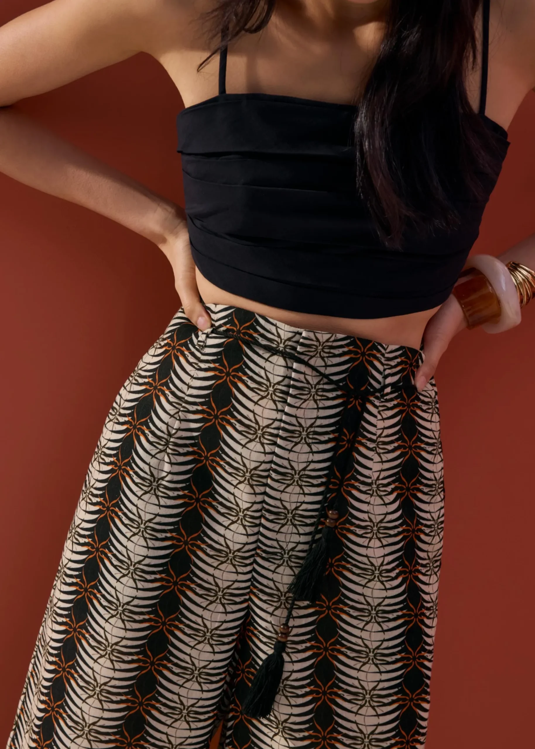 Detachable Sash Straight Leg Ankle Length Pants in Oasis Flow