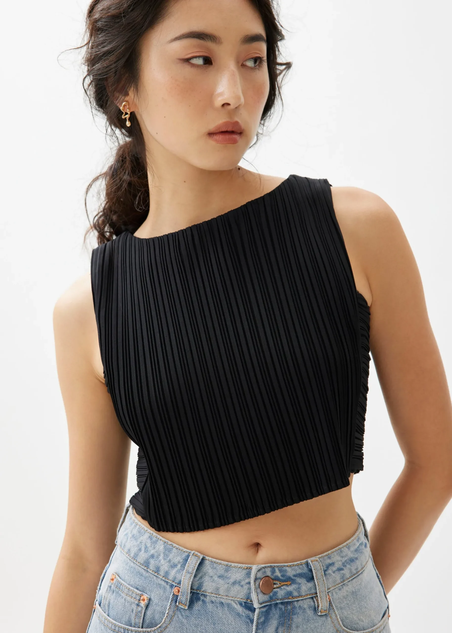 Dez Pleated Boat Neck Crop Top