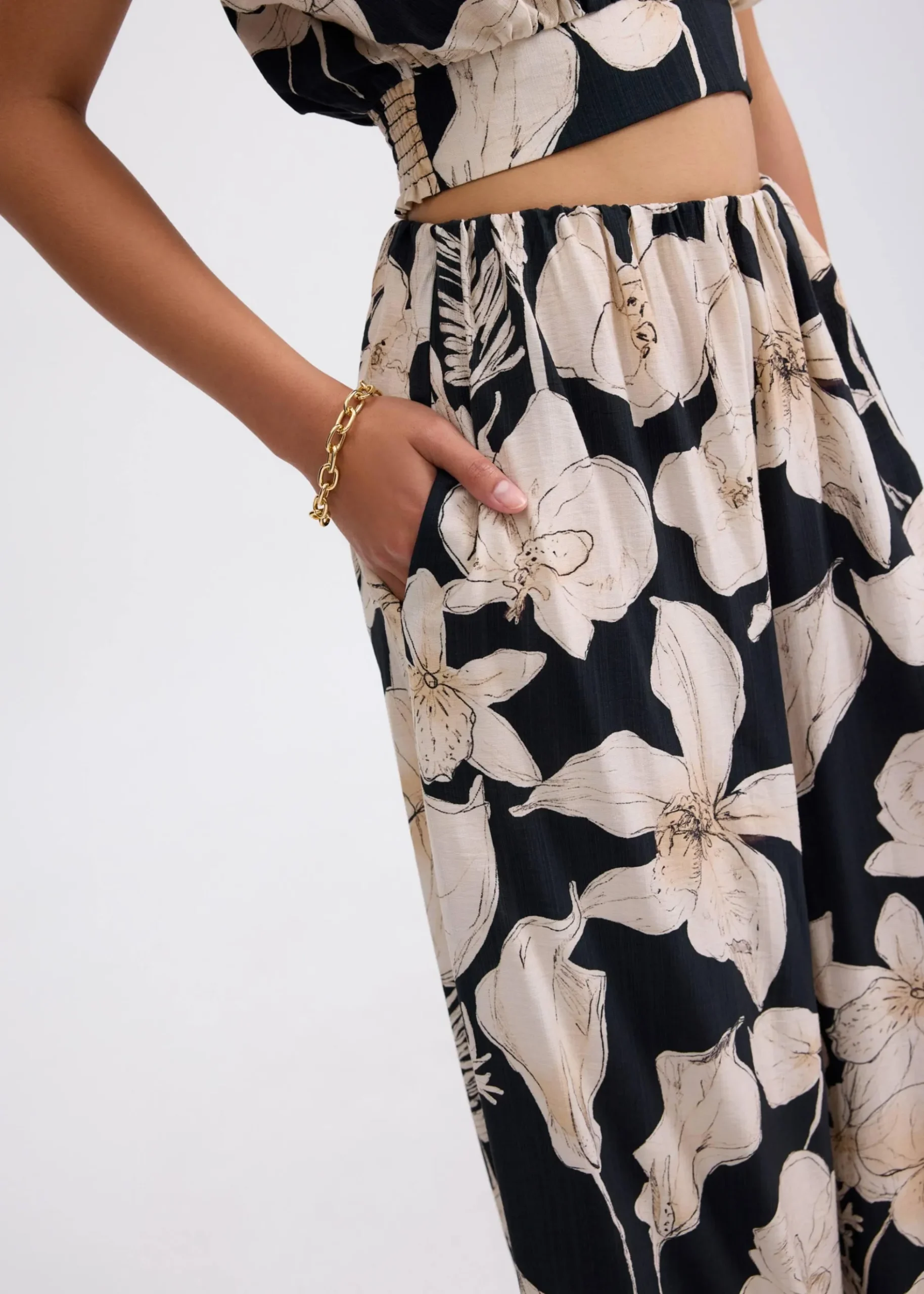 Elastic High Waist Wide Leg Pants in Garden City Blooms