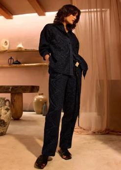 Elastic Peg Leg Pants in Soft Breeze Broderie