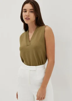 Ellena V-neck Knit Top