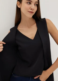 Evangeline V-neck Vest