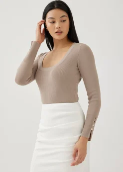 Evia Scoop Neck Knit Top