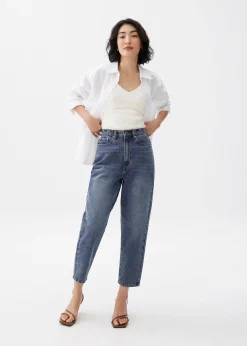Flynn Cropped Mom Jeans