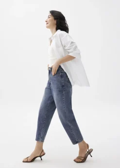 Flynn Cropped Mom Jeans