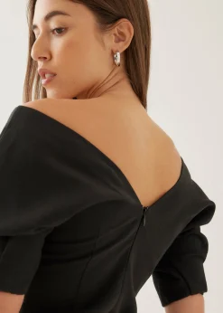 Hannie Fitted Off Shoulder Blouse