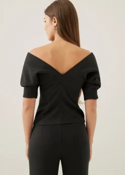 Hannie Fitted Off Shoulder Blouse