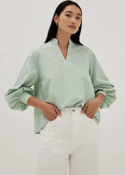Irya Blouson Sleeve Split Neck Top