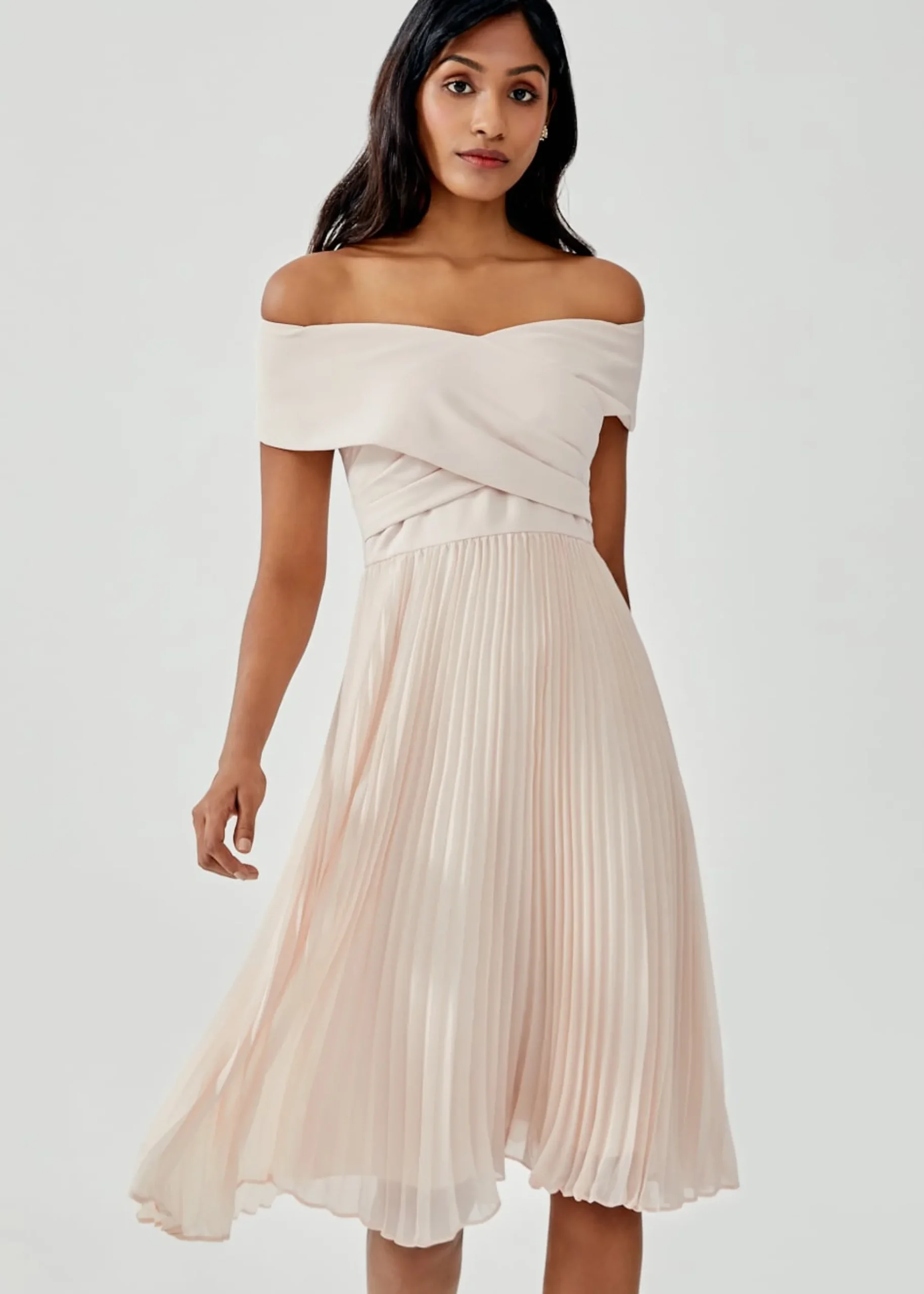 Ivanki Pleated Off Shoulder Midi Dress