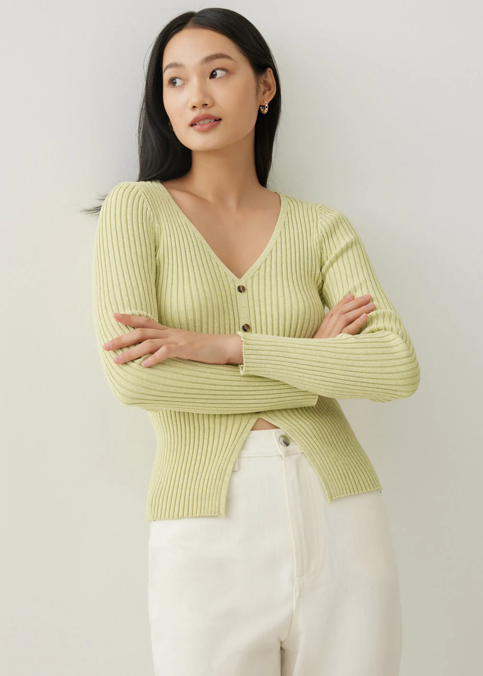 Jazmine Knit V-neck Flare Top