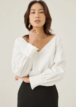 Jorea V-neck Puff Sleeve Blouse
