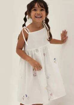 Julie Embroidered Trapeze Dress in Humble Abode