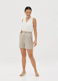 Karileen Front Collar Sleeveless Top