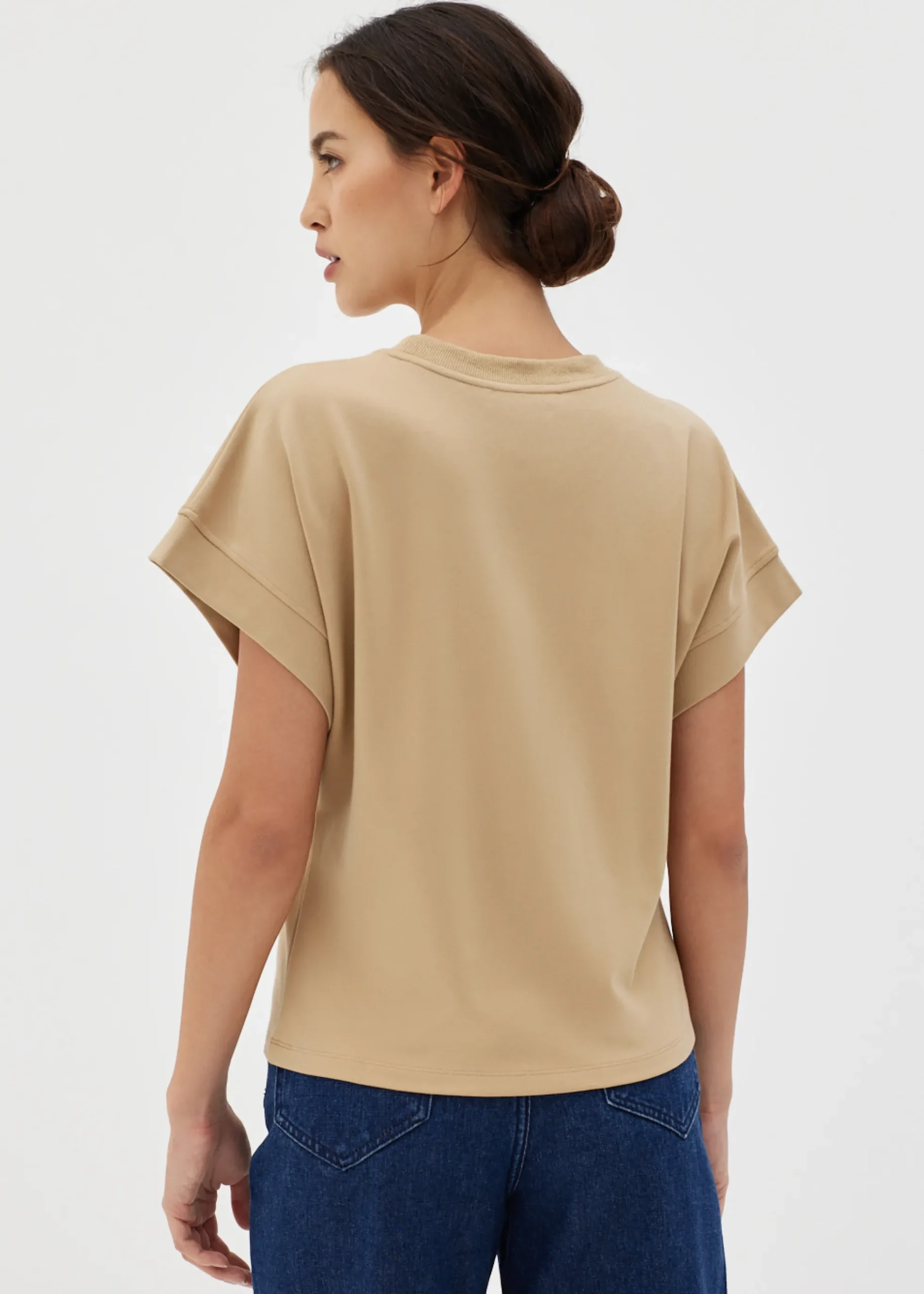 Kenadi Relaxed Jersey Tee