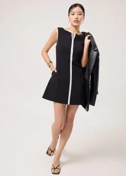 Kimi Contrast Piping Notch A-line Mini Dress