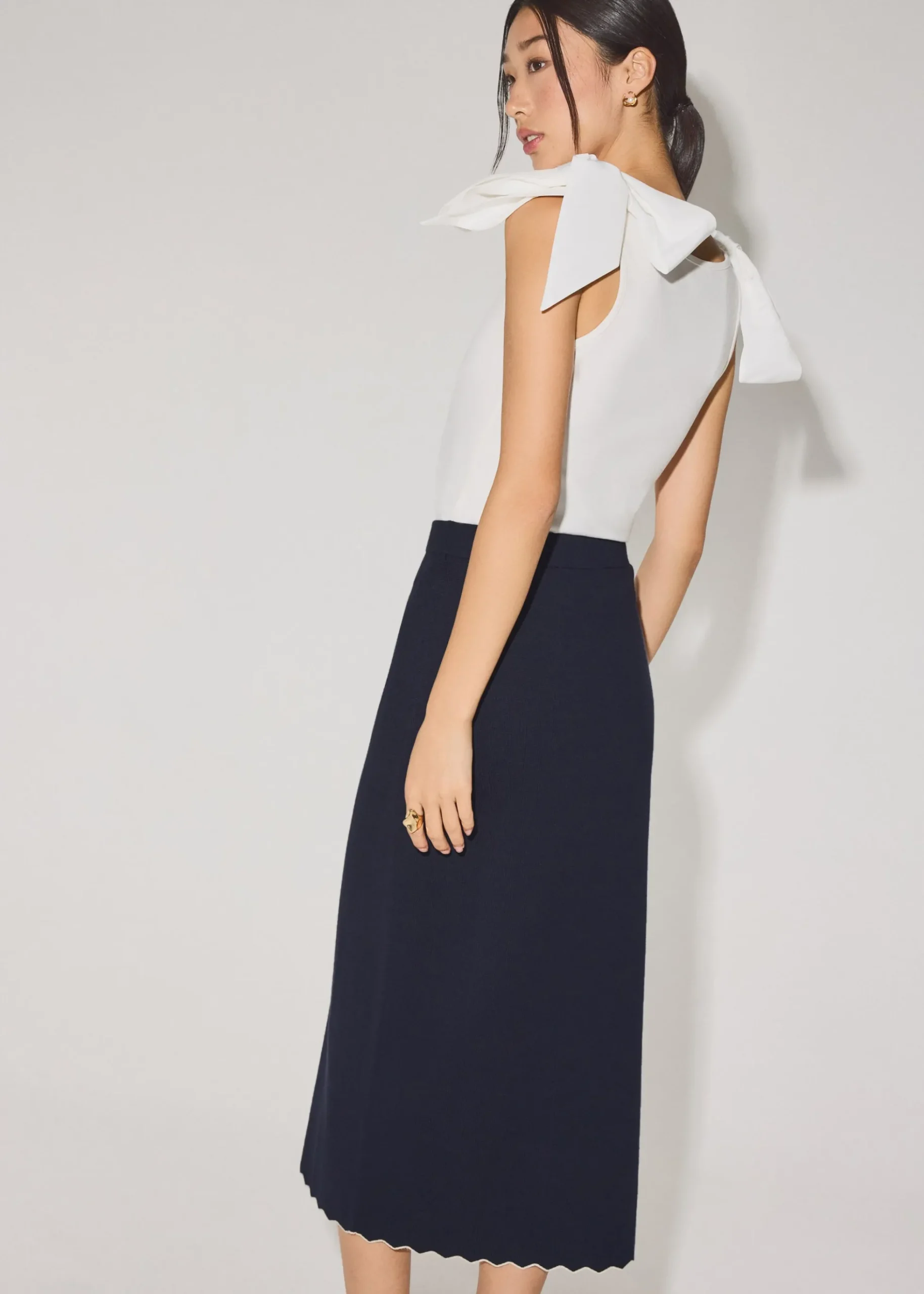 Knit Scallop Edge Column Midi Skirt