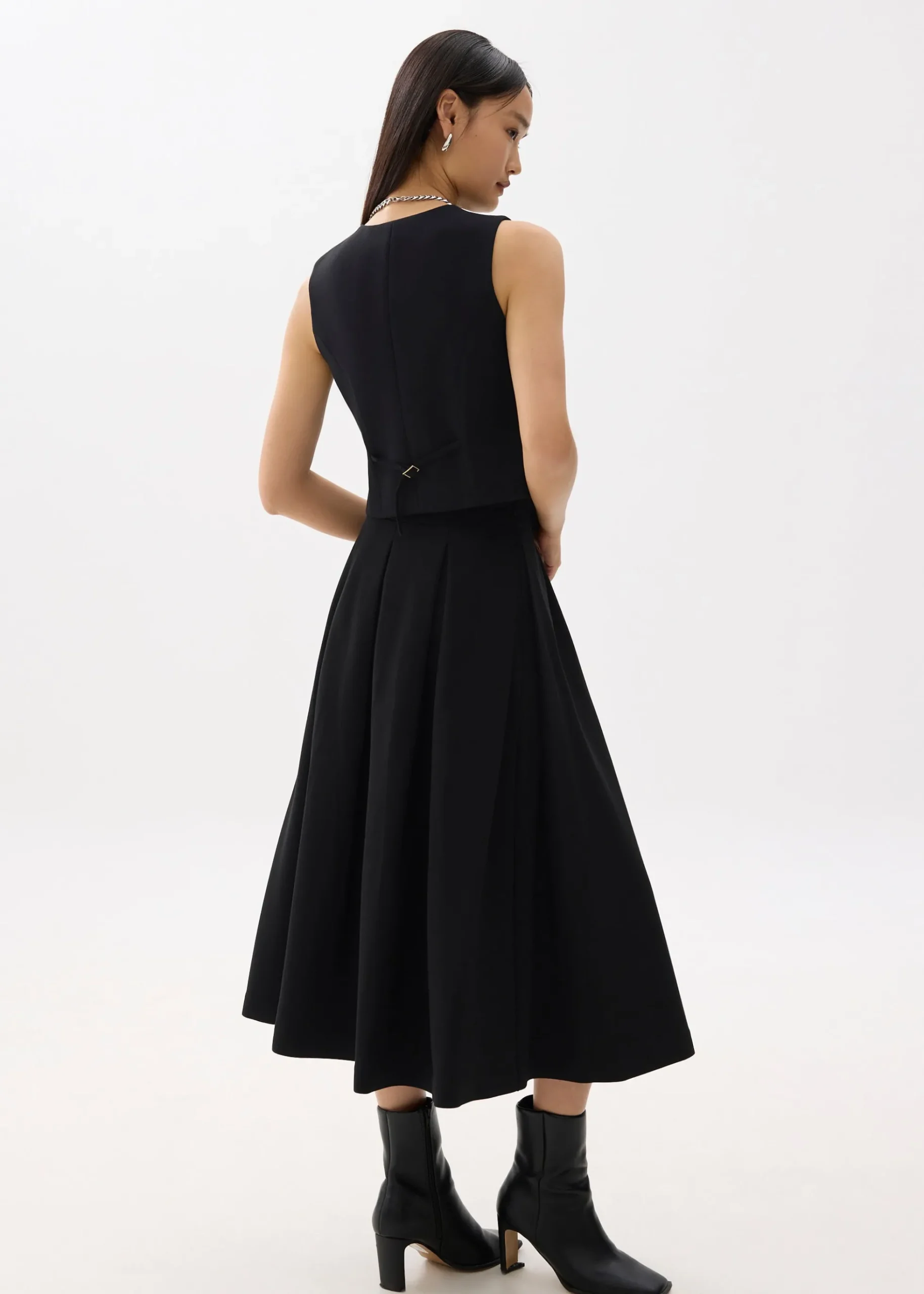 Lara Elastic Reversible Pleated Midi Skirt