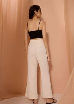 Leggy™ Pvara Textured Flare Pants