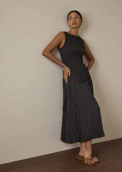 Leila Elastic Crinkled Pleats Flare Maxi Skirt
