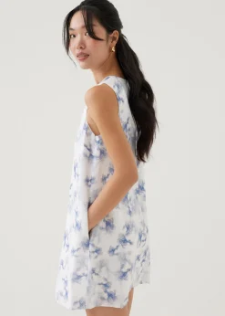 Lenna Shift Mini Dress in Heirloom Botanicals
