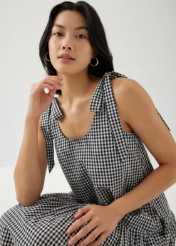 Loanne Gingham Trapeze Dress