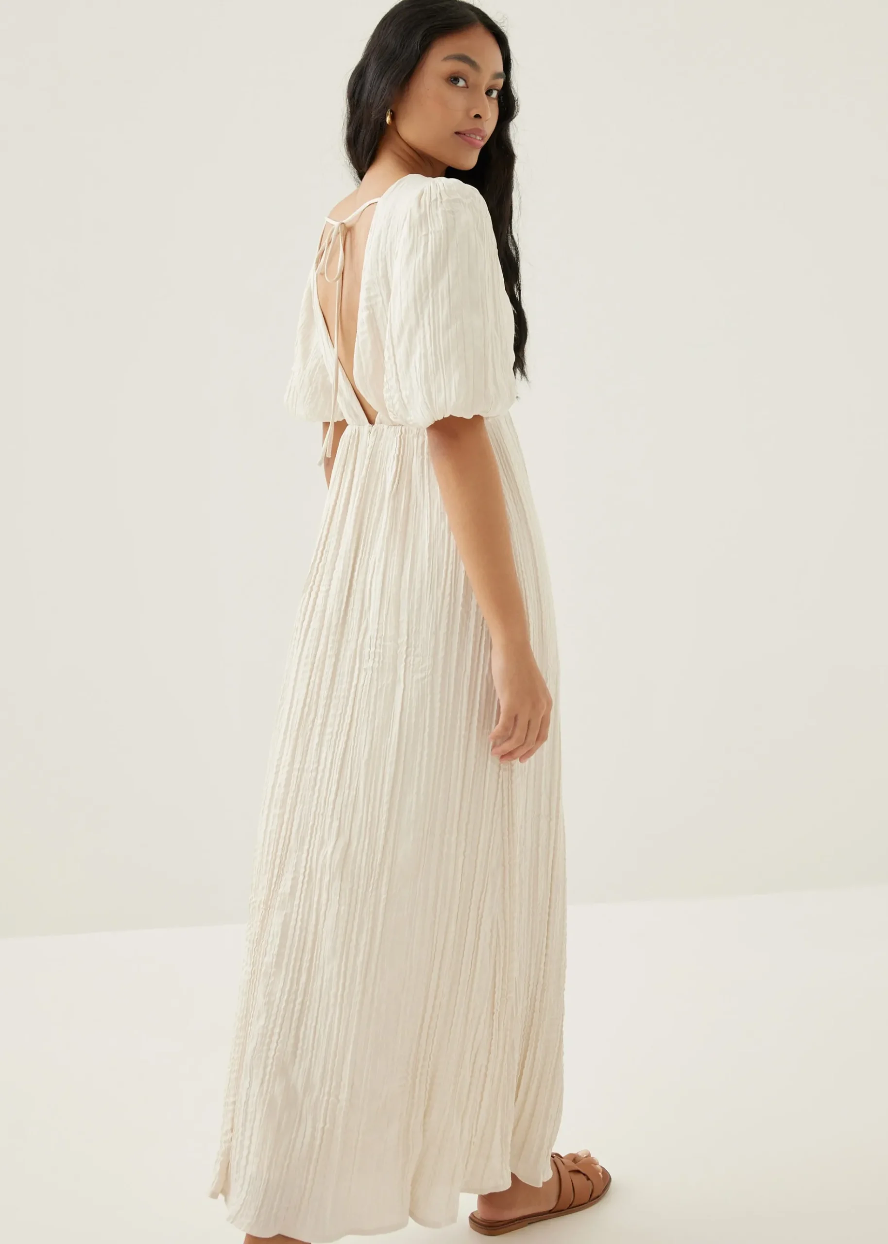 Lynn Padded Textured Fit & Flare Maxi Dress