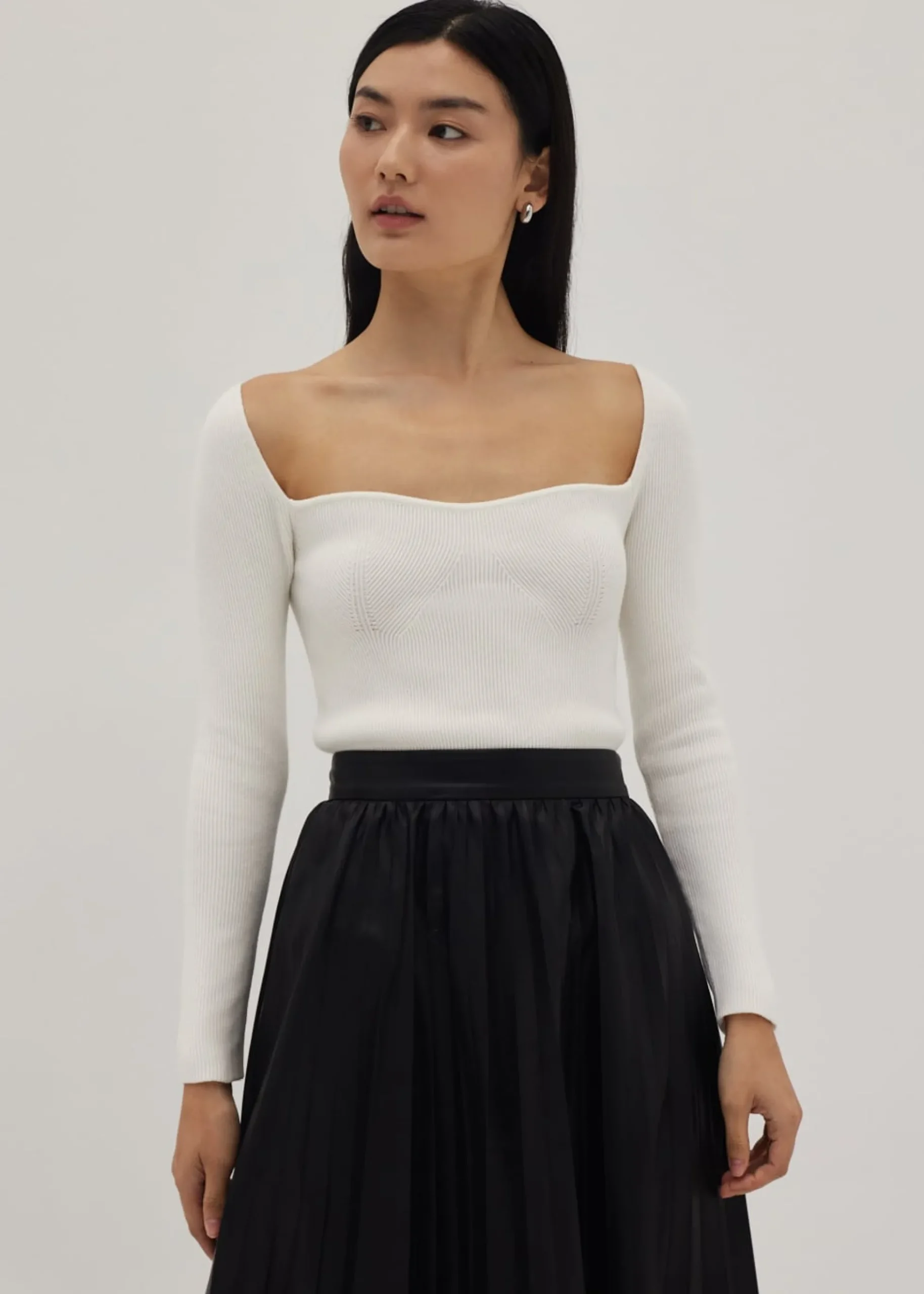 Marga Sweetheart Knit Top