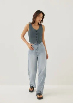Nixe Tailored Button Down Vest