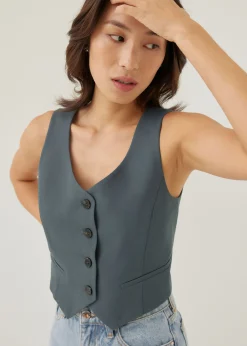 Nixe Tailored Button Down Vest