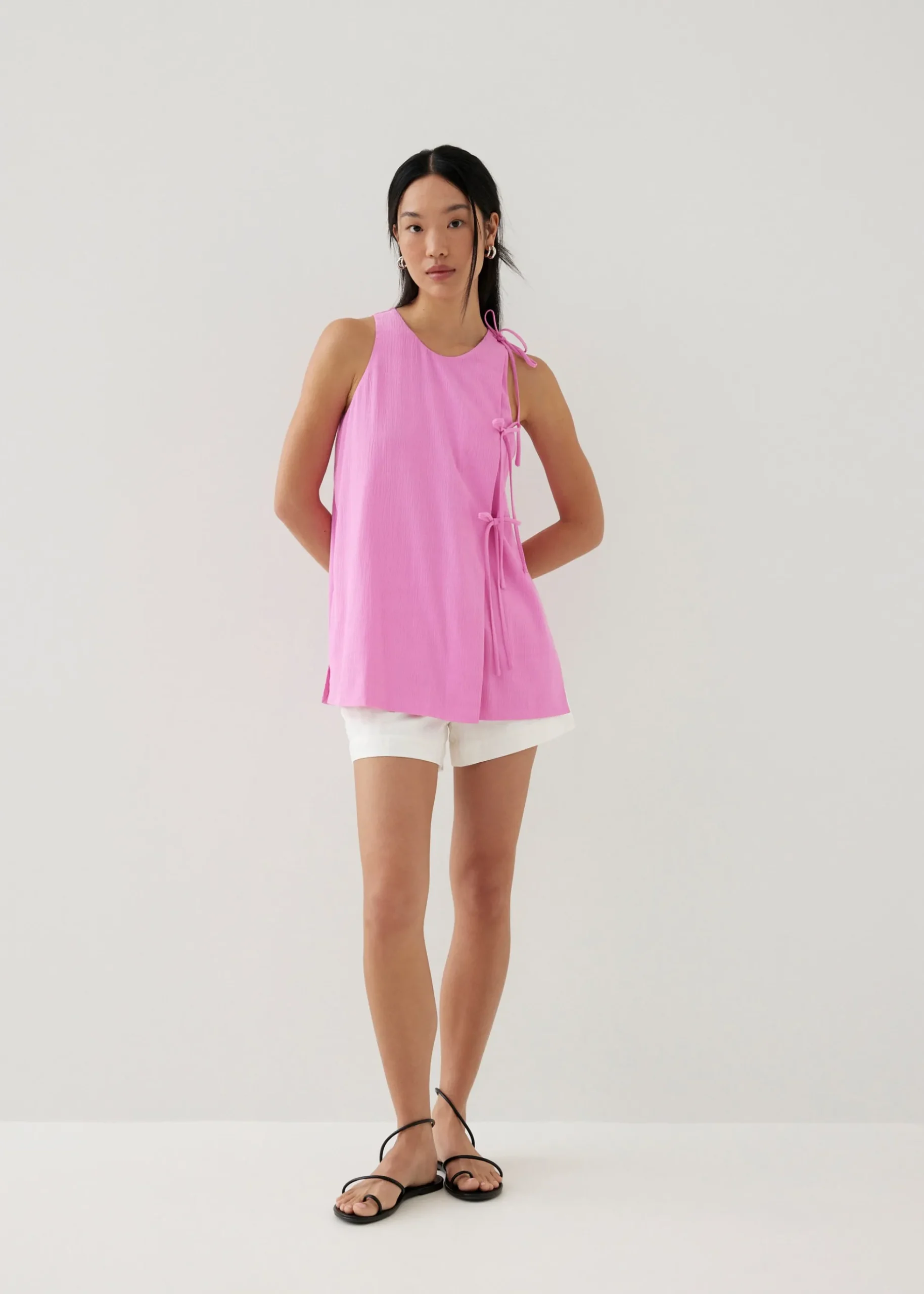 Ola Round Neck Tank Top