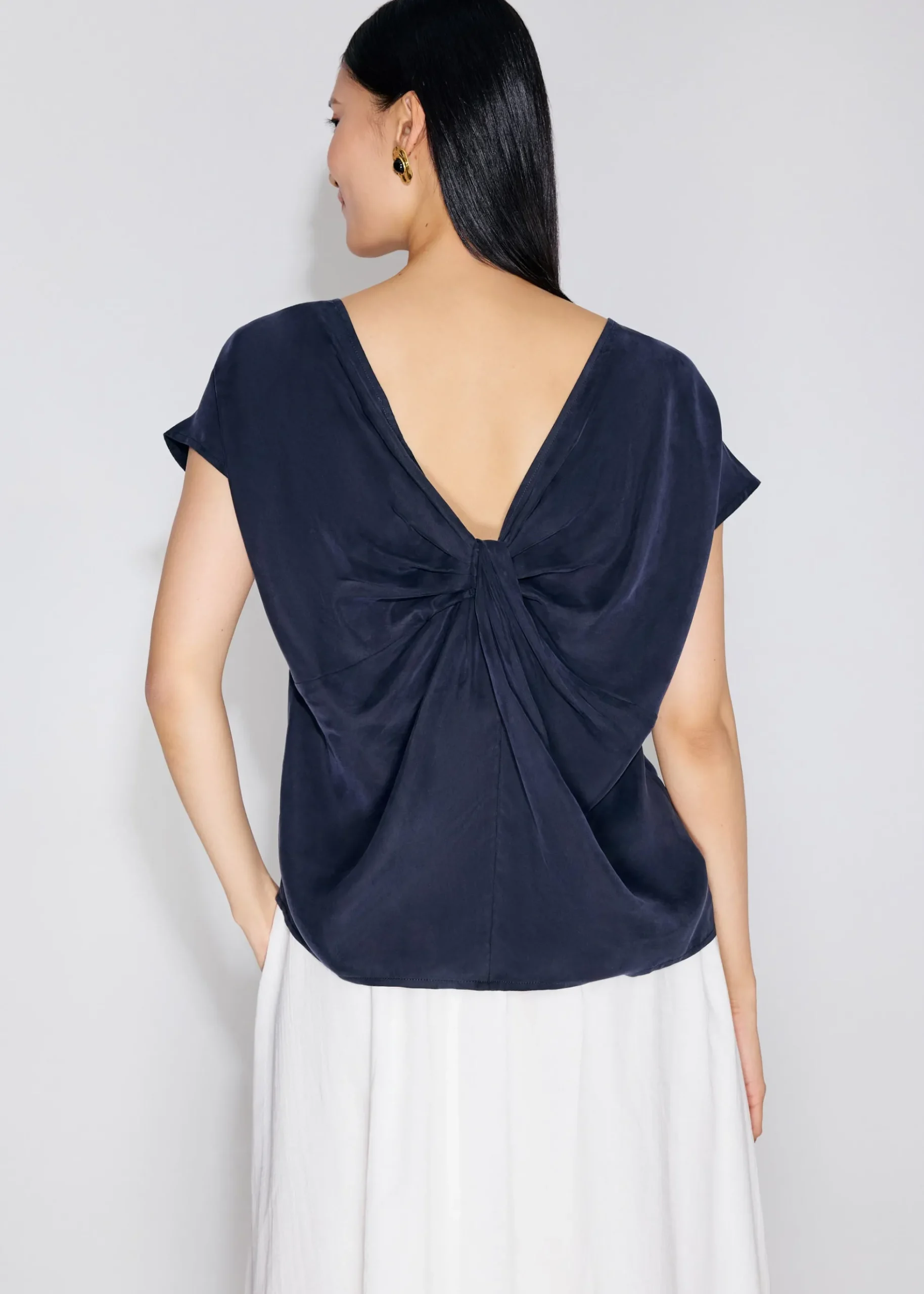 Relaxed Cupro Back Knot Boat Neck Shell Top