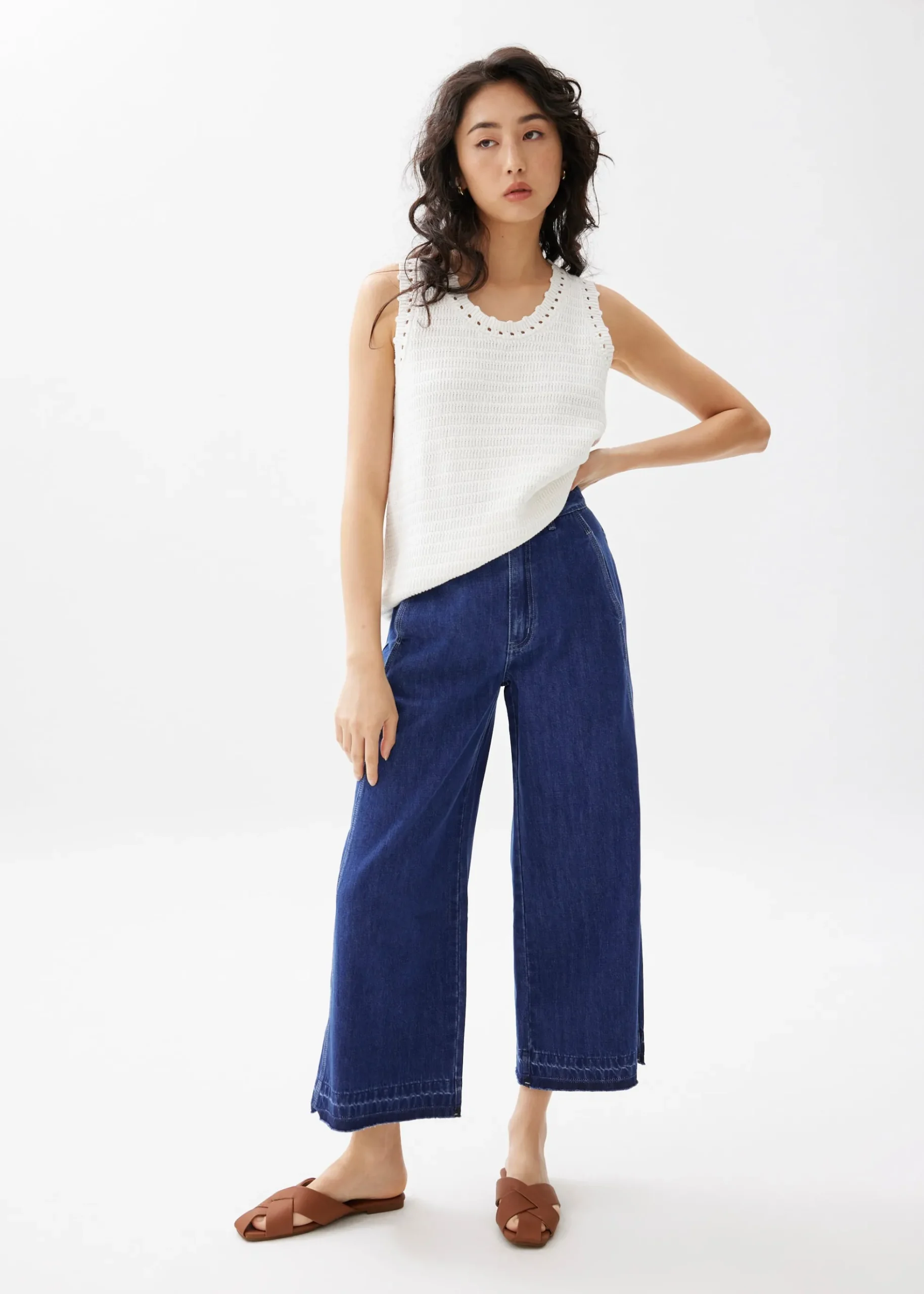 Relaxed Denim Wide Leg Jeans