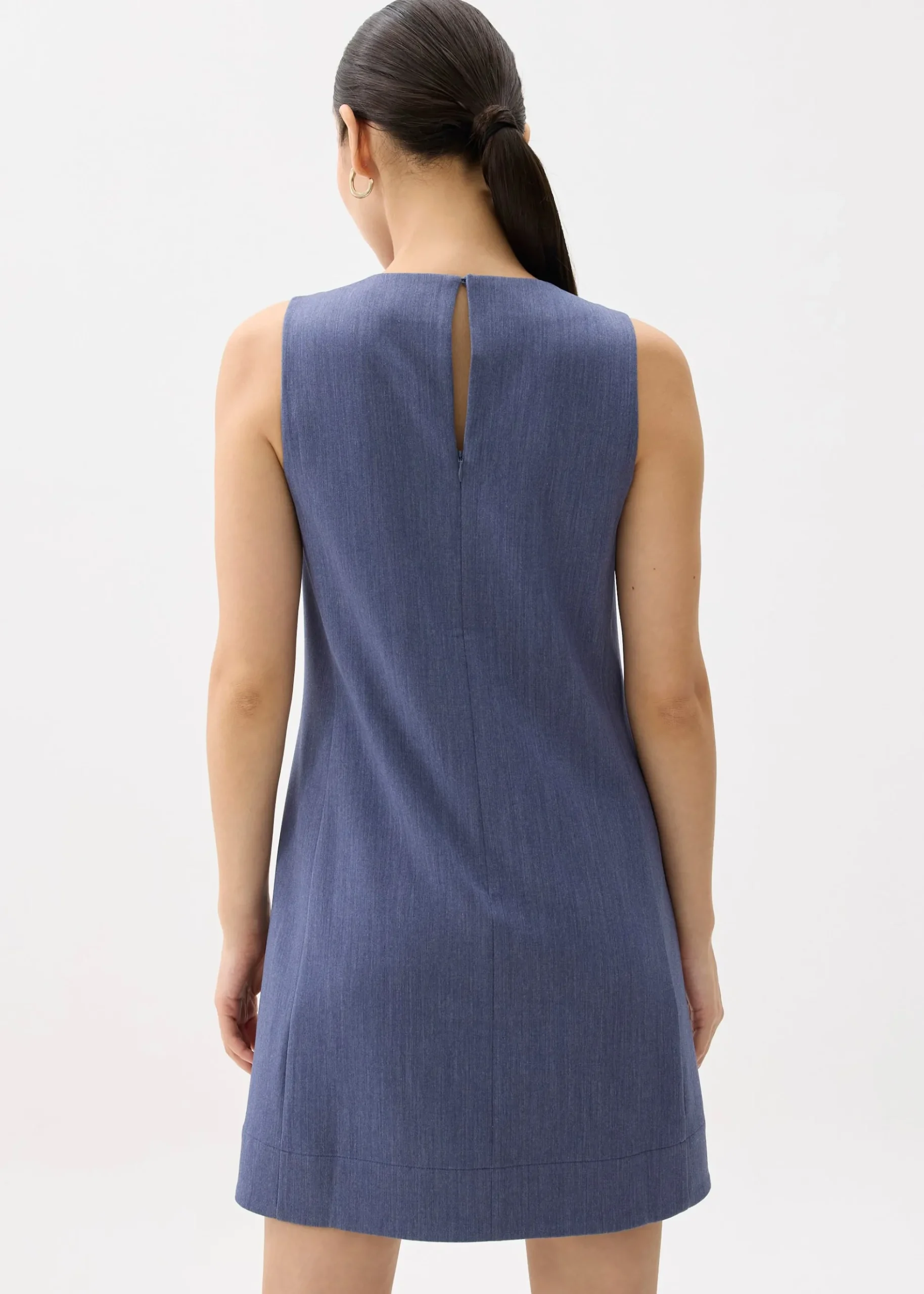 Reyna Classic Shift Mini Dress