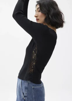 Ribbed Knit Lace Trim V-neck Top