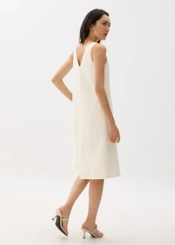 Ribbed V-neck A-line Midi Dress
