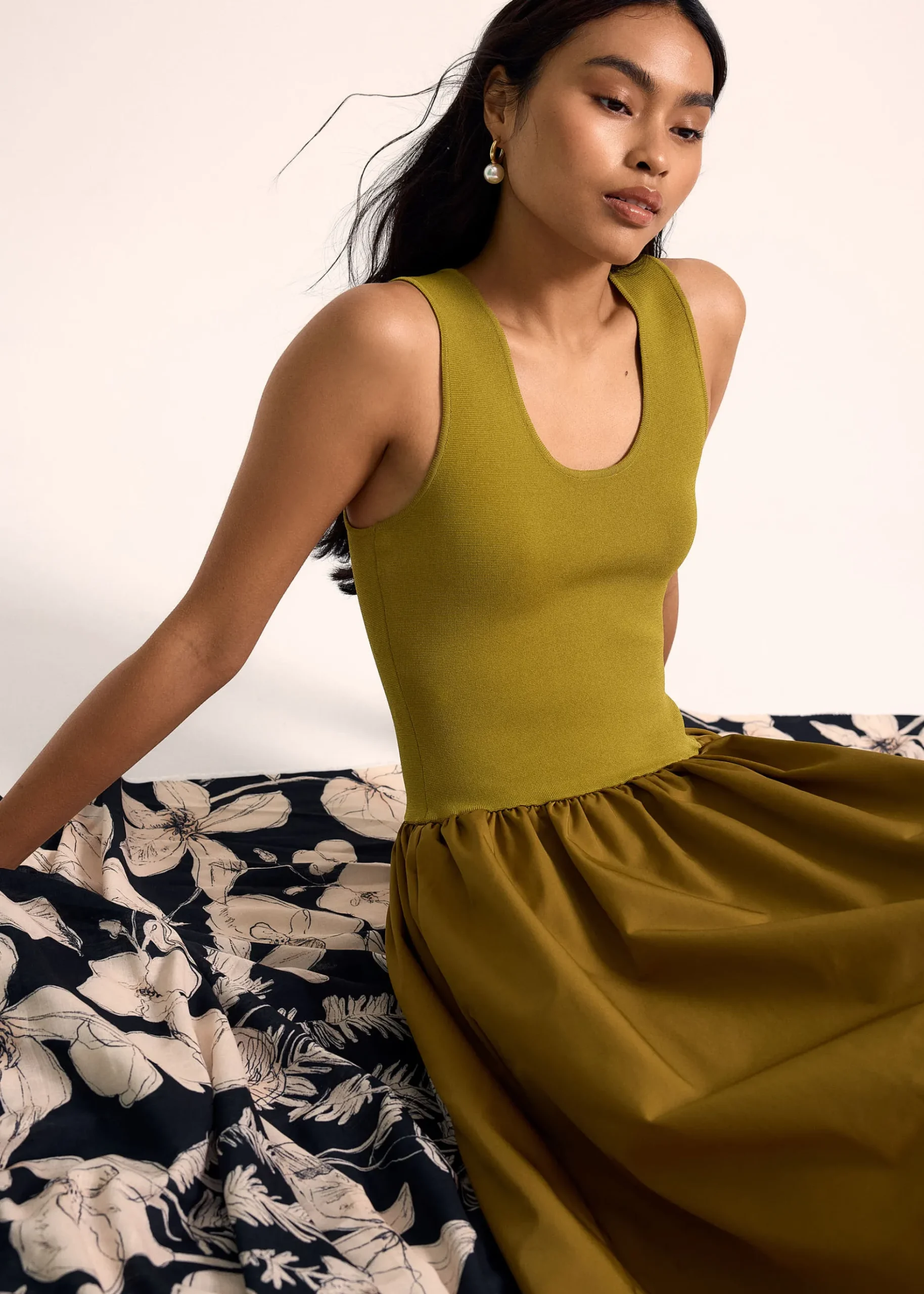 Scoop Neck Drop Waist Midaxi Dress