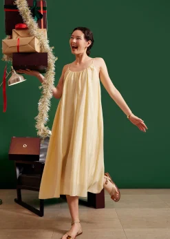 Scoop Neck Trapeze Midaxi Dress